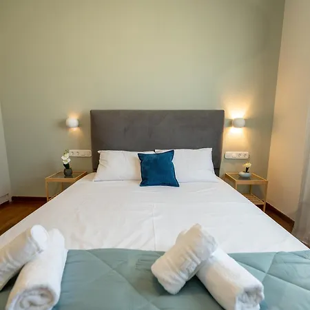 Apartment Renovated On The 5th Floor With Acropolis View