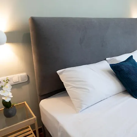 Renovated On The 5th Floor With Acropolis View Athens